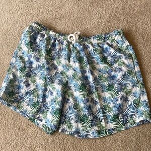 ZARA MAN swim shorts size LARGE.